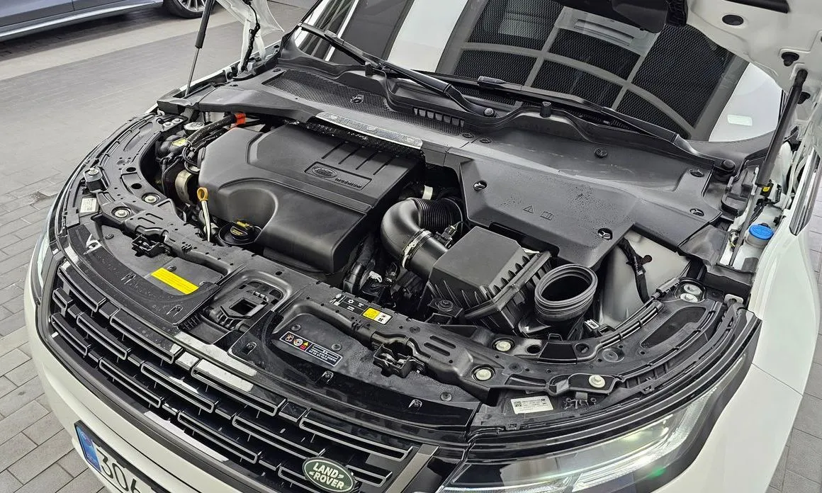 Land Rover Range Rover Evoque — фото 9