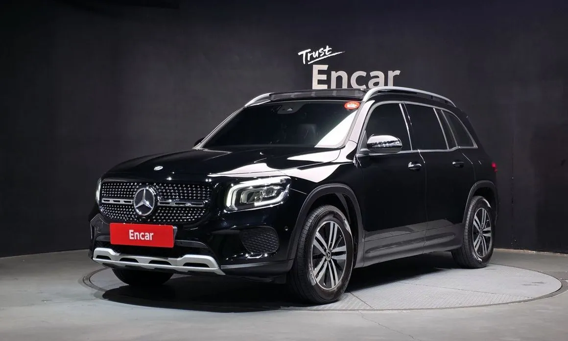 Mercedes-Benz GLB-Class — фото 1