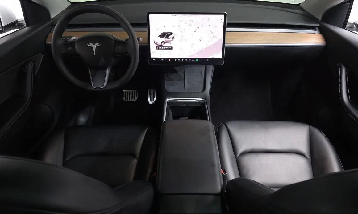 Tesla Model Y — фото 5