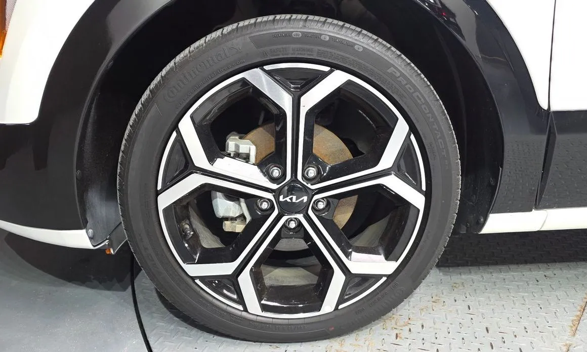 Kia Niro — фото 10
