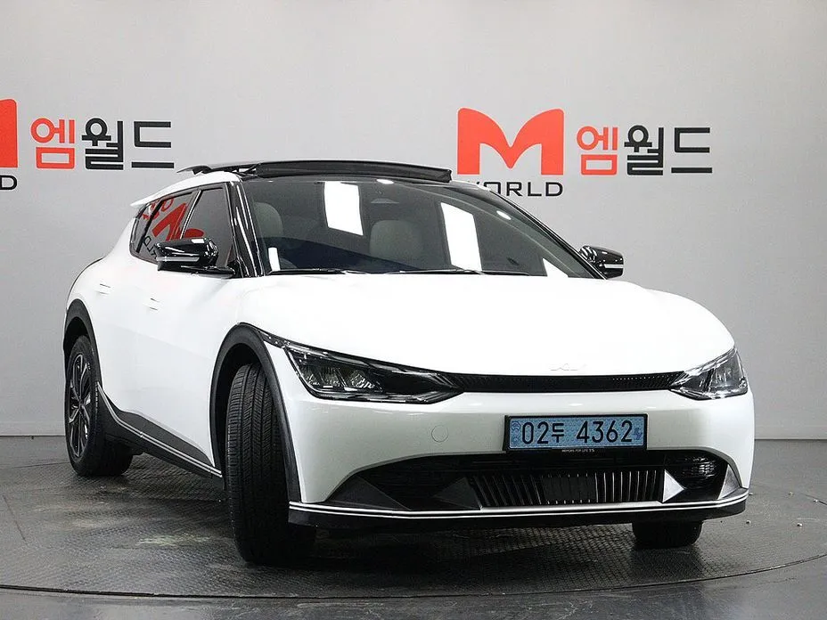 Kia EV6 — фото 9