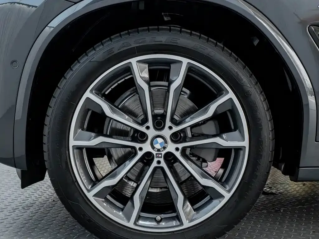 BMW X3 — фото 2