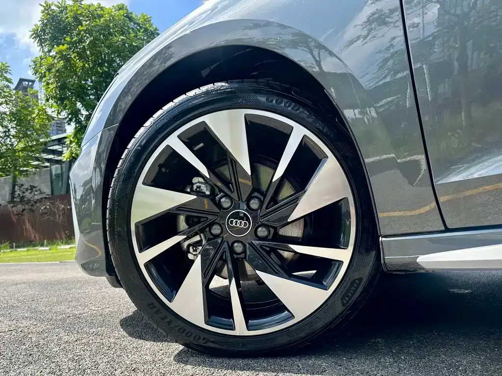Audi A3 — фото 2
