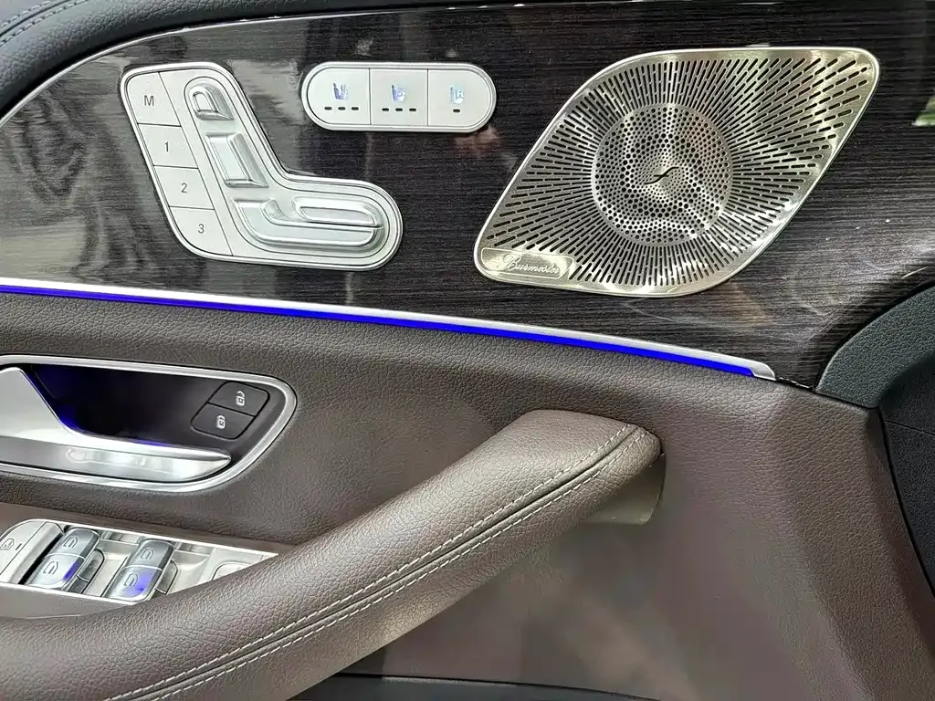 Mercedes-Benz GLS — фото 3