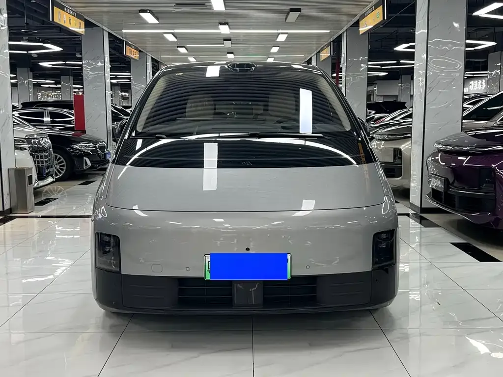 Li Auto MEGA — фото 2