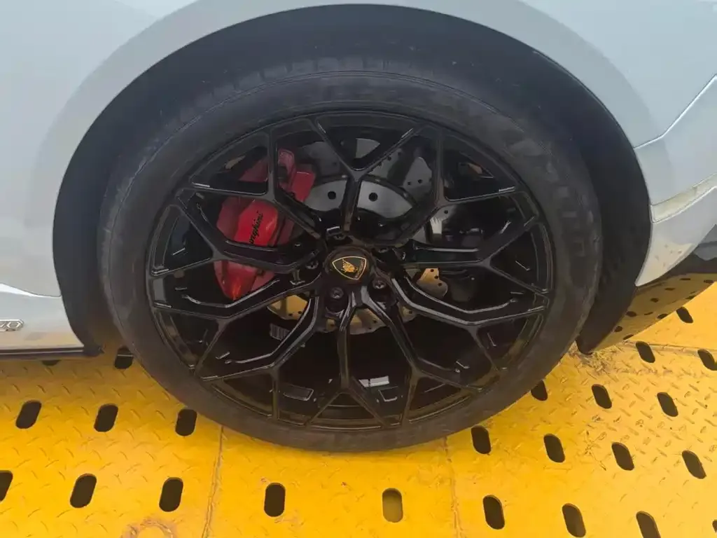 Lamborghini Huracan — фото 6