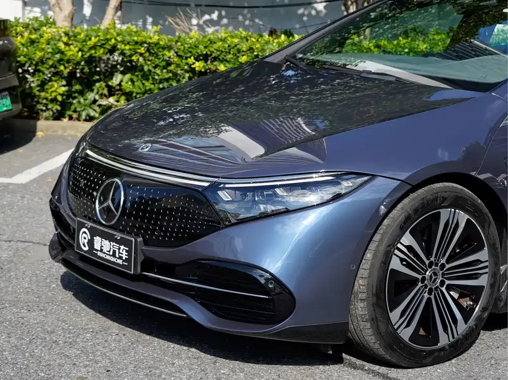 Mercedes-Benz EQS — фото 9