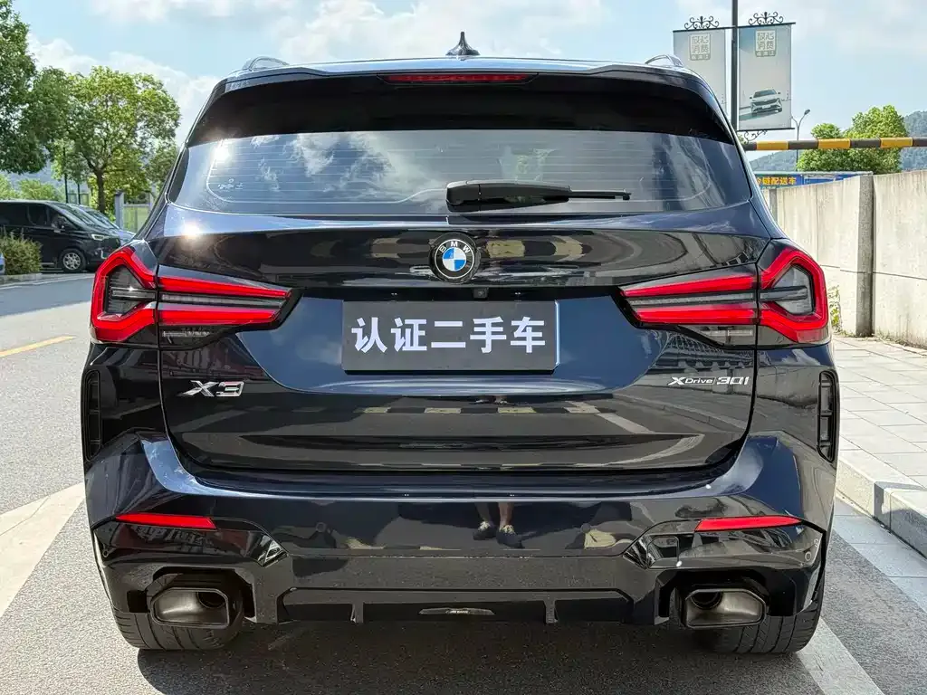 BMW X3 — фото 10