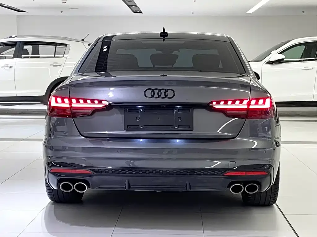 Audi S4 — фото 9