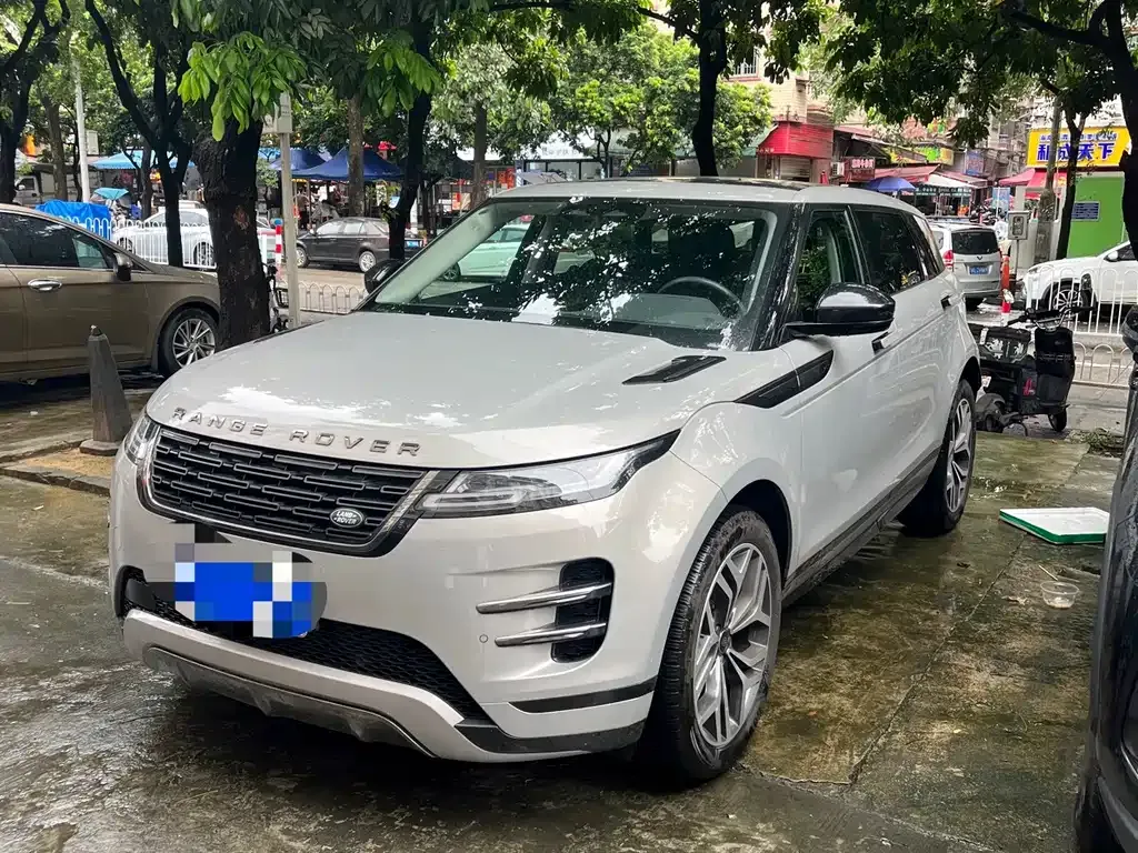 Land Rover Evoque — фото 1