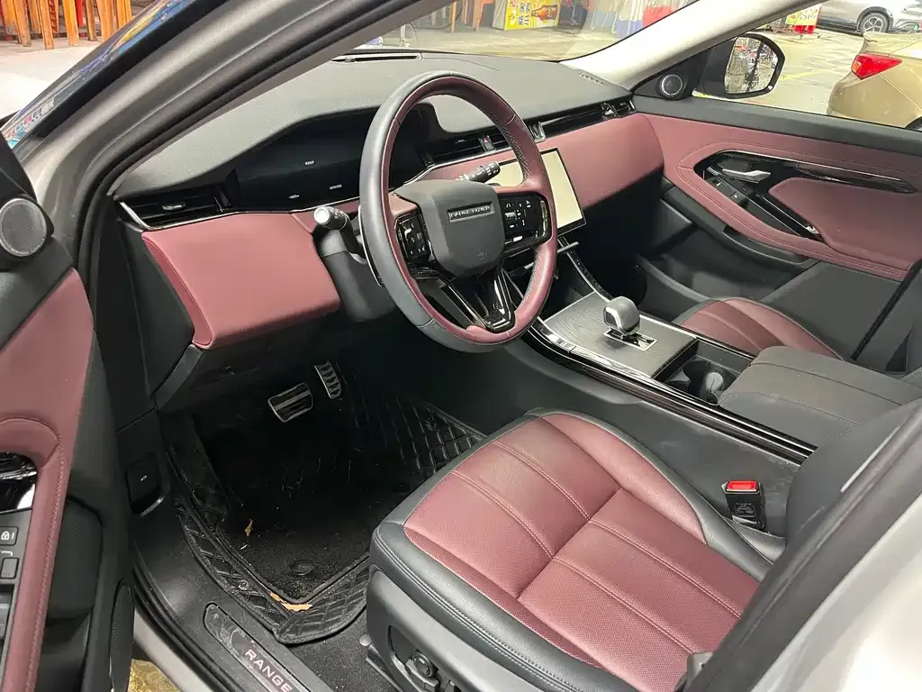 Land Rover Evoque — фото 6