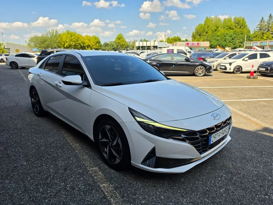Hyundai AVANTE — фото 3