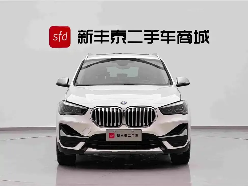 BMW X1 — фото 5