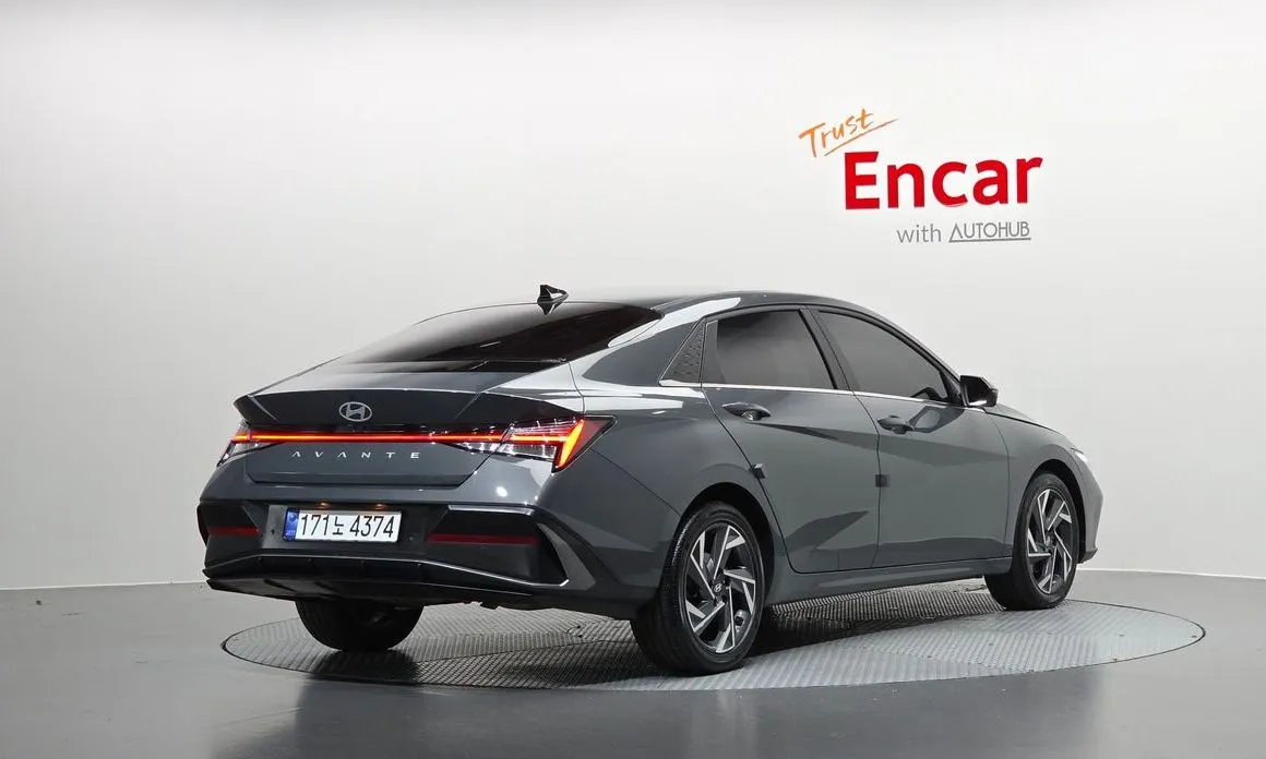 Hyundai AVANTE — фото 3