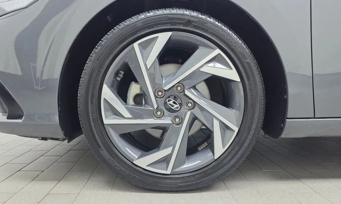 Hyundai AVANTE — фото 8