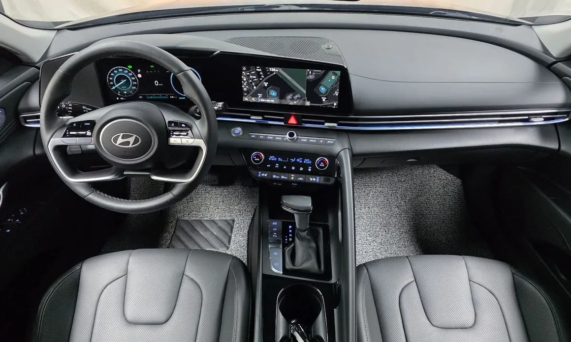 Hyundai AVANTE — фото 9
