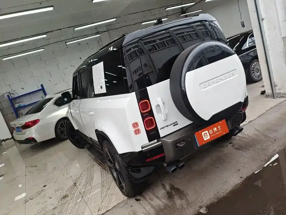 Land Rover Defender — фото 5