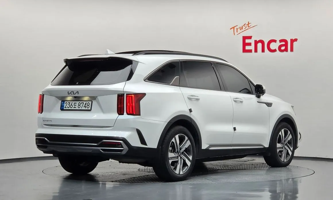Kia Sorento — фото 5