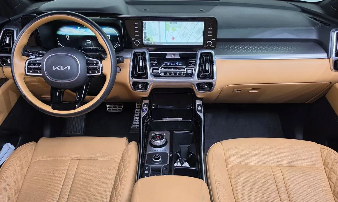 Kia Sorento — фото 8