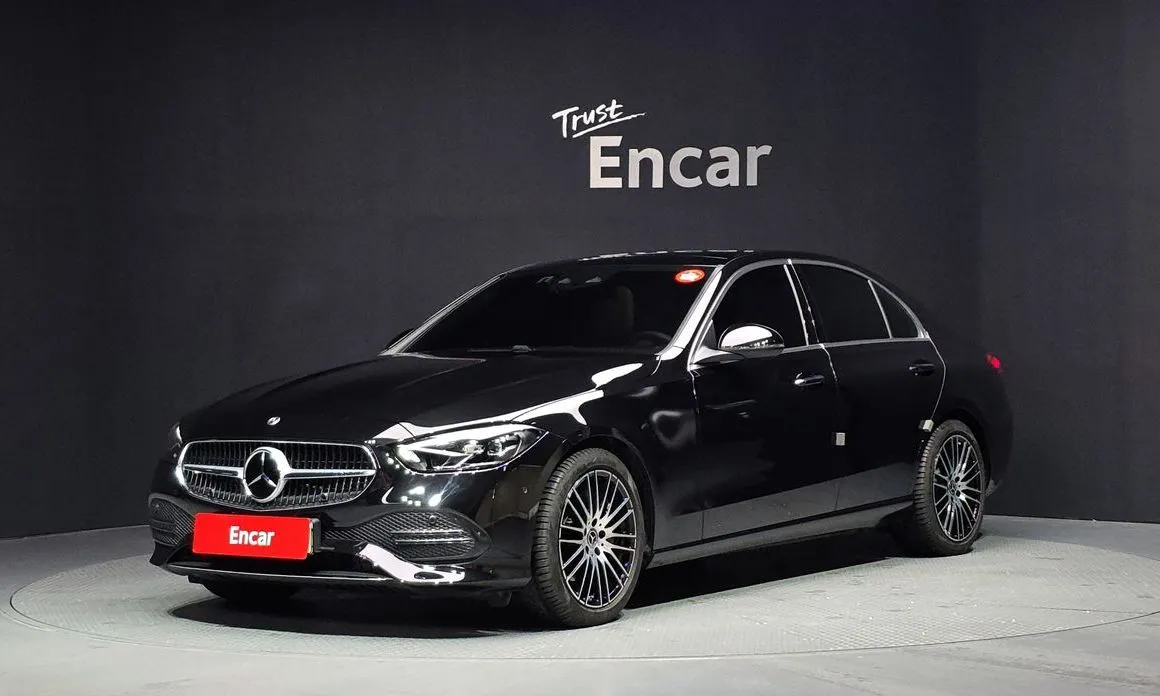 Mercedes-Benz C-Class — фото 1