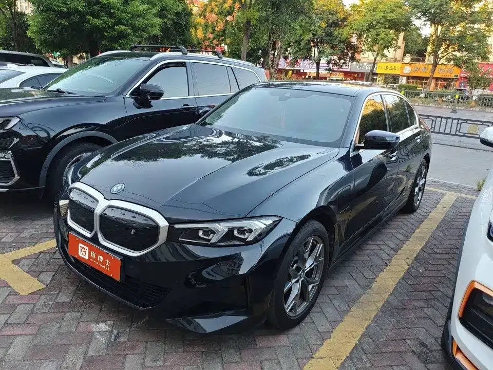BMW i3 — фото 1