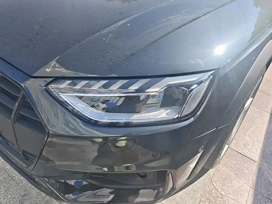 Audi A4 (Import) — фото 7