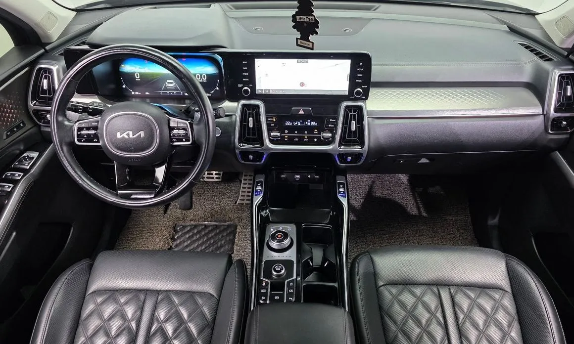 Kia Sorento — фото 10