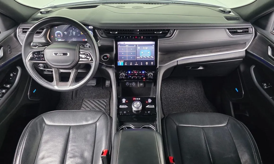 Jeep Cherokee — фото 9