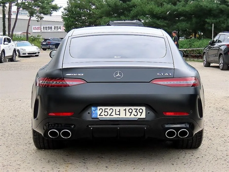 Mercedes-Benz AMG GT — фото 4