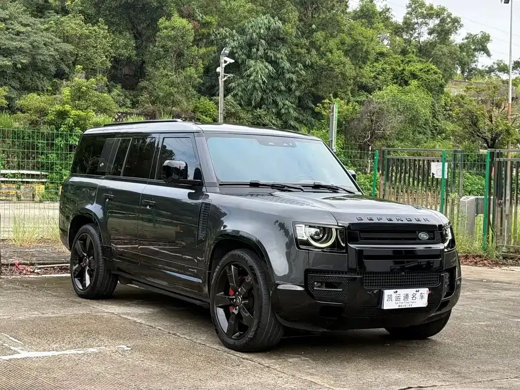 Land Rover Defender — фото 10
