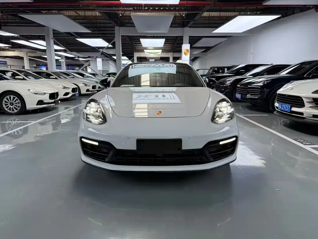 Porsche Panamera — фото 8
