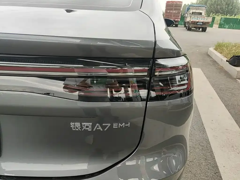Geely Galaxy A7 EM — фото 3