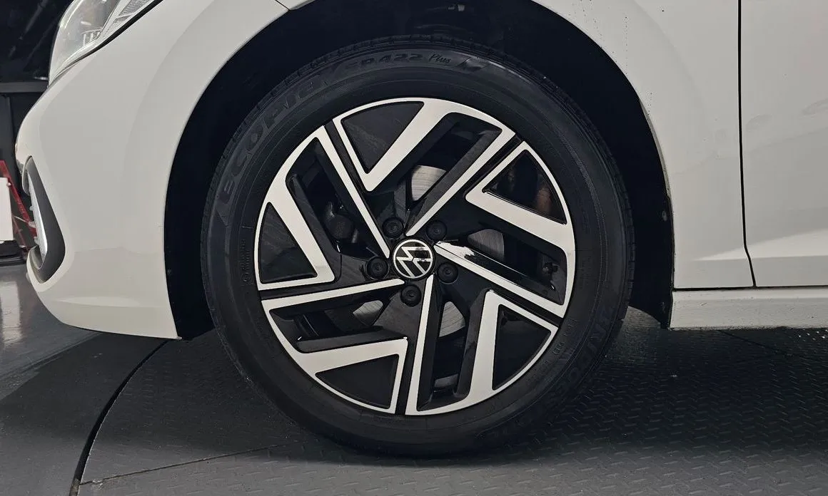 Volkswagen Jetta — фото 3
