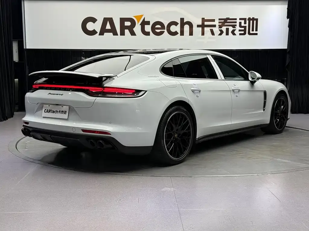 Porsche Panamera — фото 8