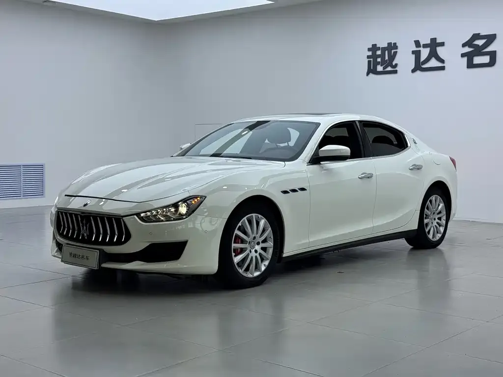 Maserati Ghibli — фото 9