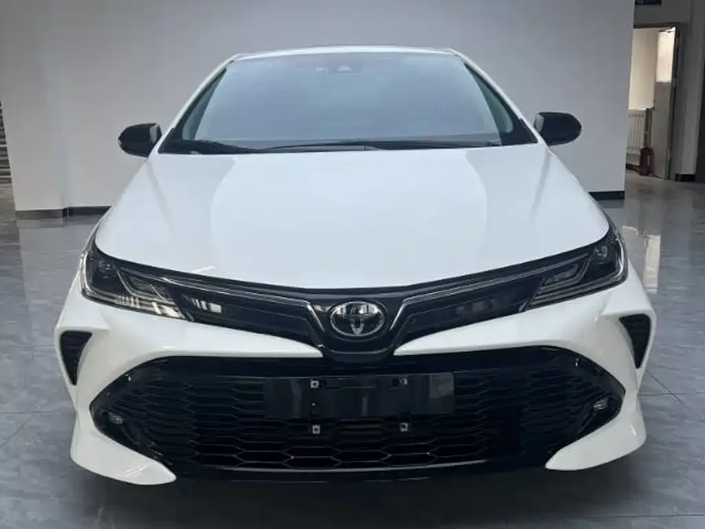 Toyota Corolla — фото 4