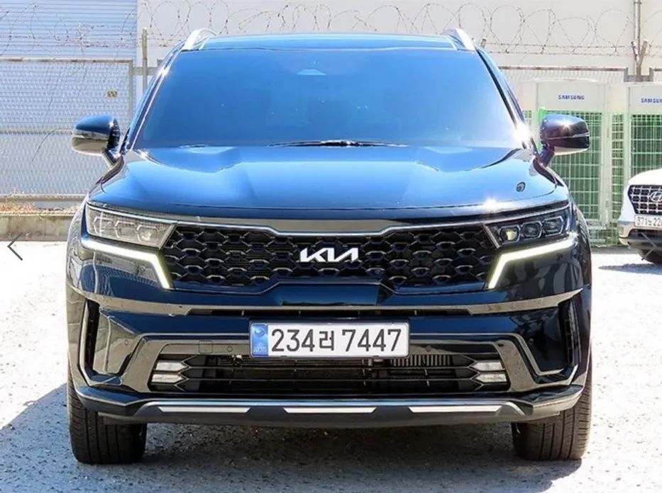 Kia Sorento — фото 1