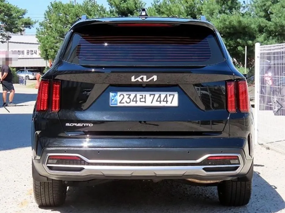 Kia Sorento — фото 5