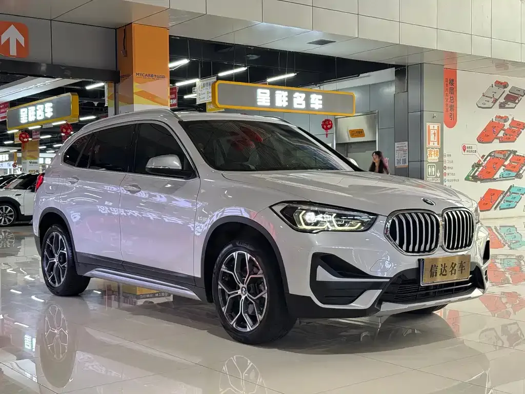 BMW X1 — фото 10