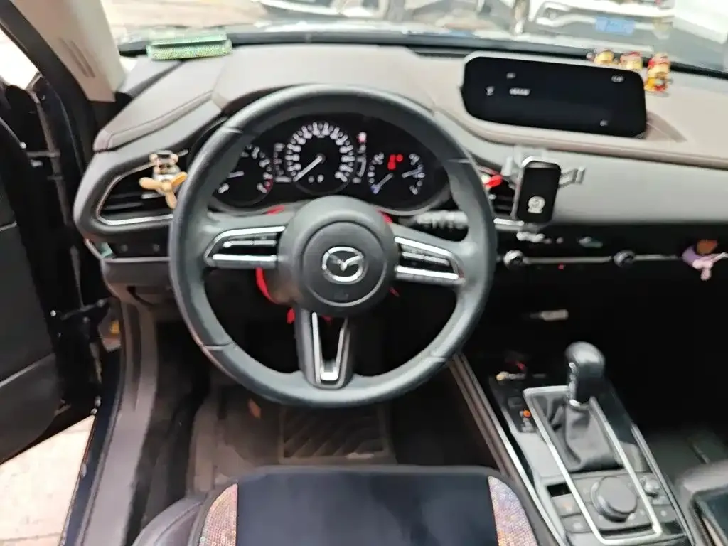 Mazda CX-30 — фото 4