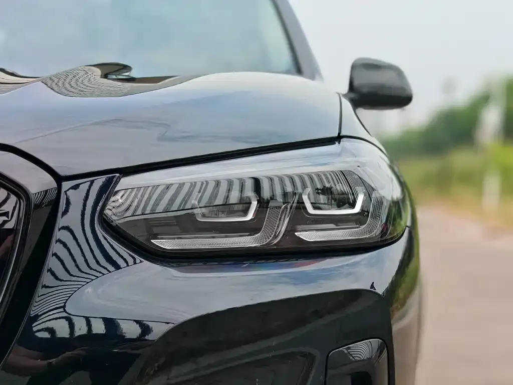 BMW iX3 — фото 10