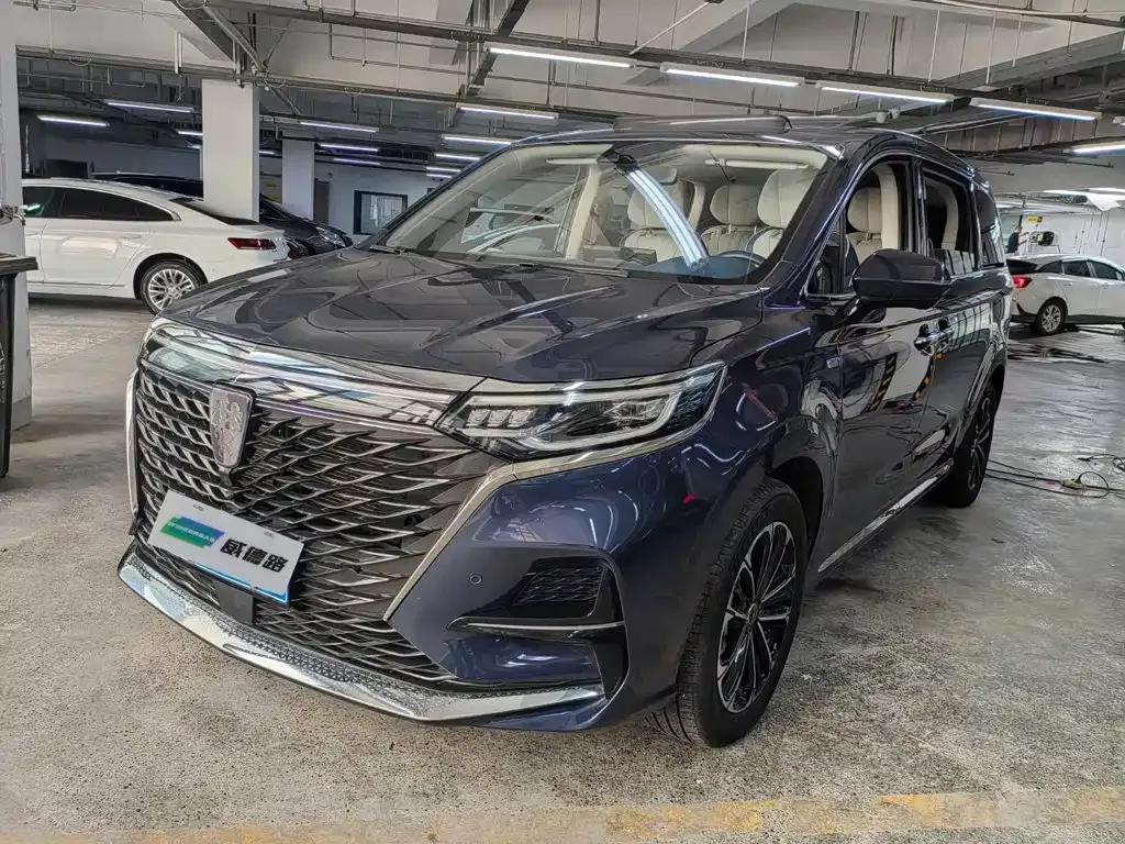 Roewe iMAX8 — фото 1