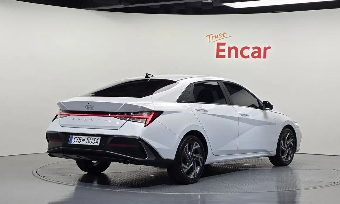Hyundai AVANTE — фото 5
