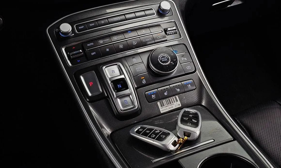 Hyundai Santafe — фото 8
