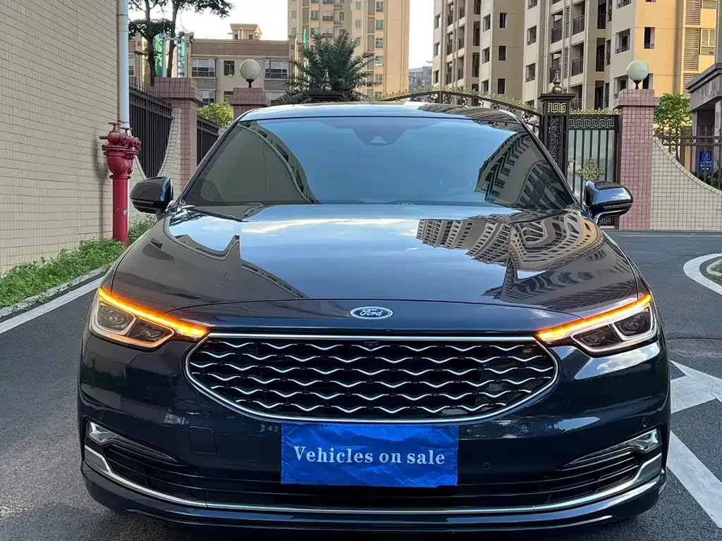 Ford Taurus — фото 9