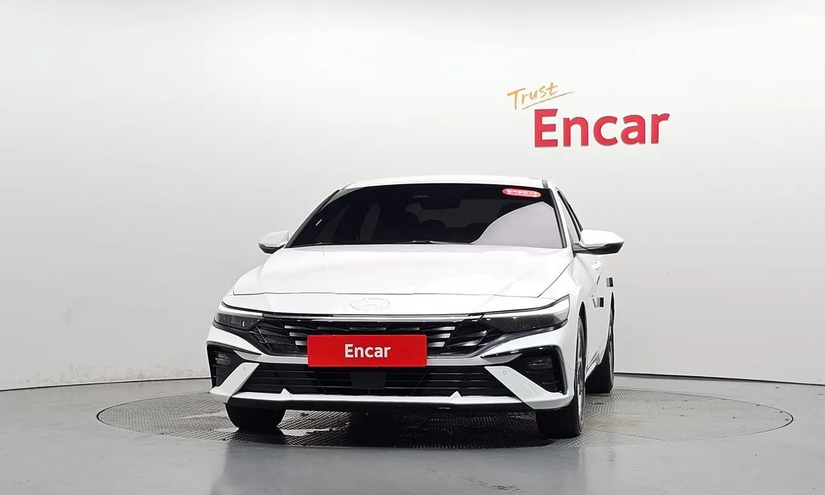 Hyundai AVANTE — фото 3
