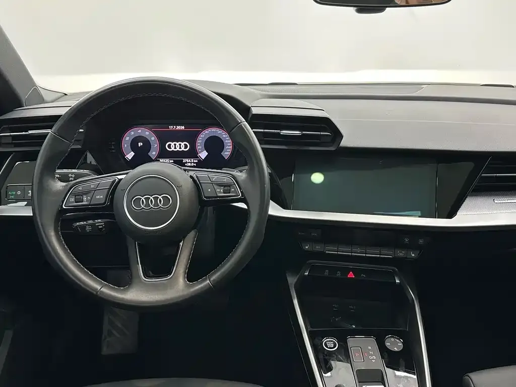 Audi A3 — фото 2