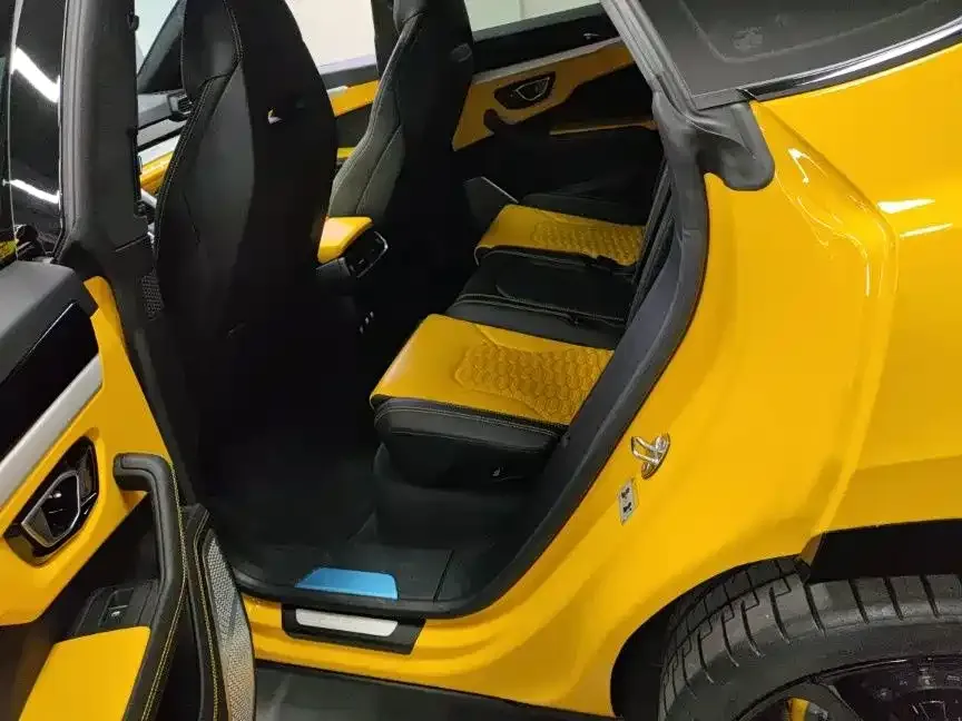 Lamborghini Urus — фото 6