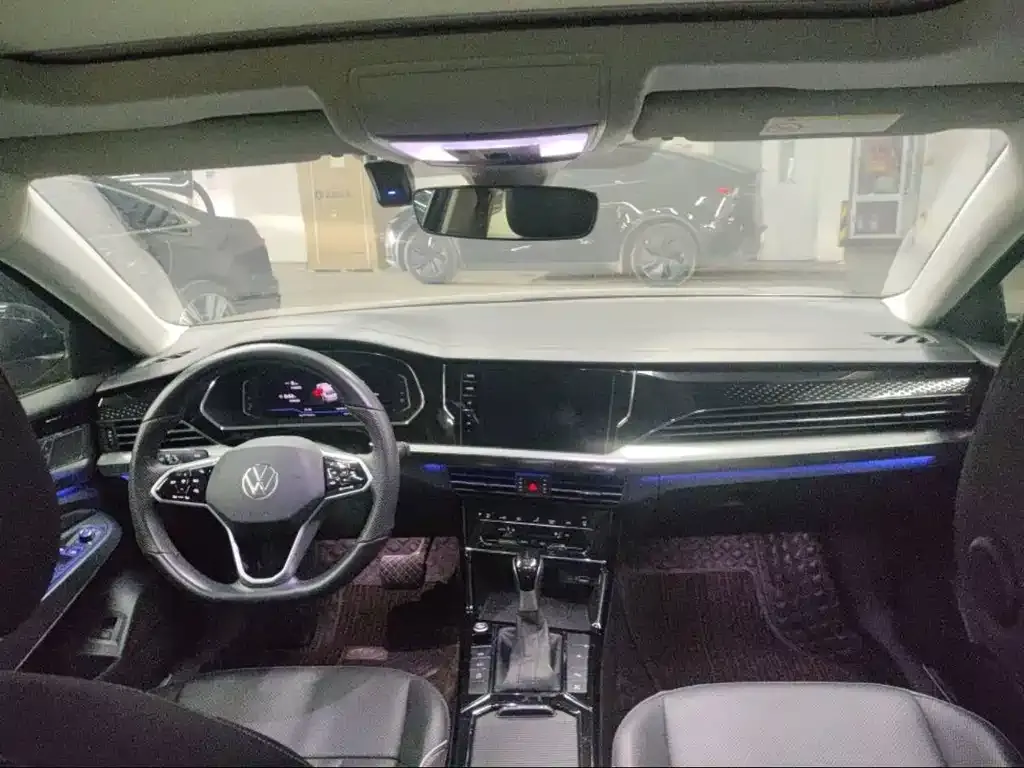 Volkswagen Passat — фото 4