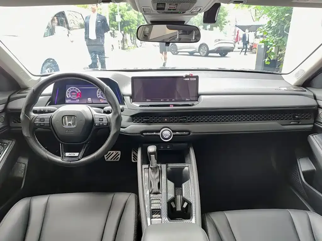 Honda Accord — фото 10